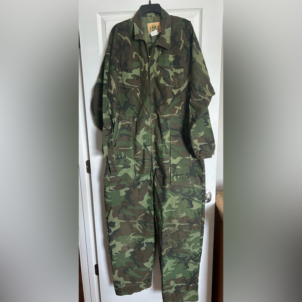 VTG Ideal Men’s One Piece Camo Hunting Coveralls Size XL 46-48 Green Brown